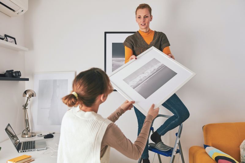 Picture Frame Hanging