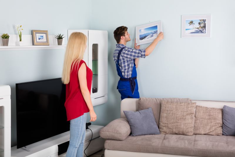 Modern Frame Display