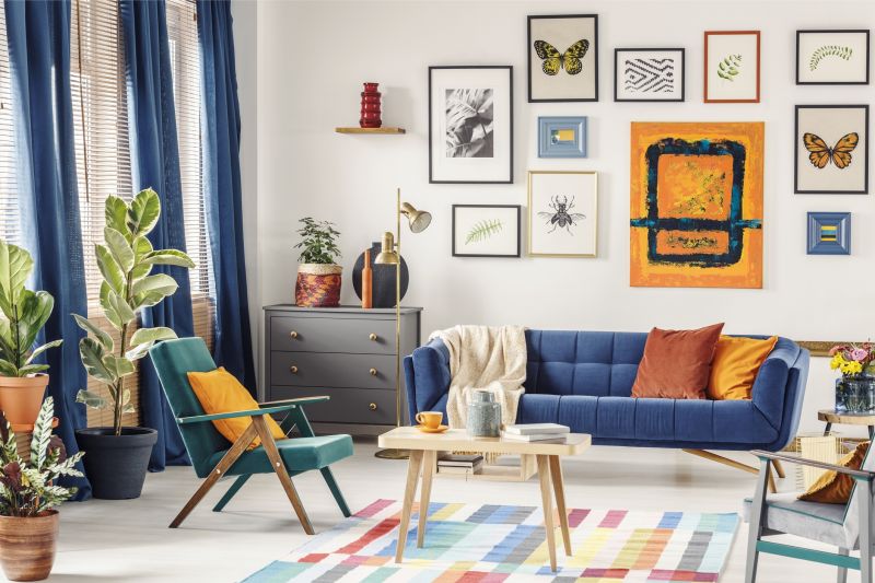 Ensures your artwork or photos are hung securely